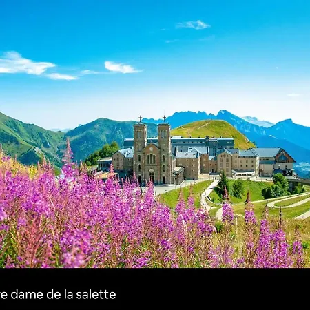 Le Avec Sa Privee Saint-Theoffrey
