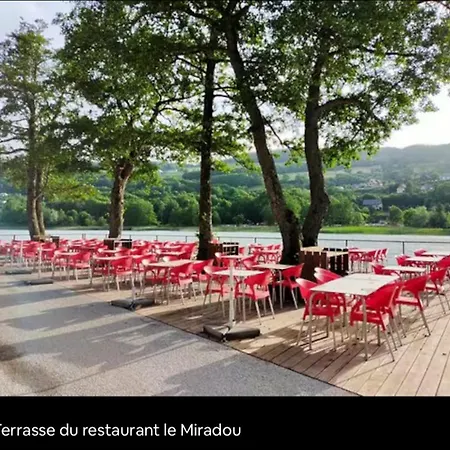 Le Avec Sa Privee
